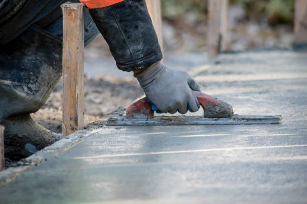 Best Concrete Patio Design and Installation in Hill N Dale, FL
